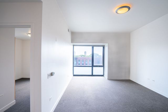 3622 S State Street 420, Chicago, IL 60609