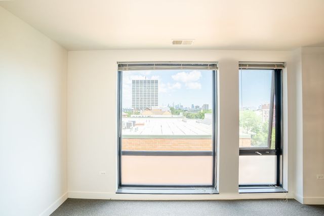 3622 S State Street 420, Chicago, IL 60609