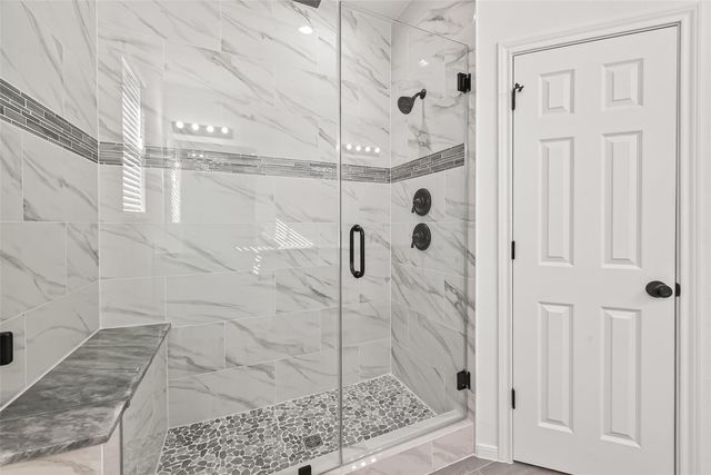 10949 Cannes Memorial Drive, Houston, TX 77043