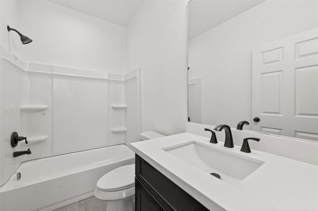 10949 Cannes Memorial Drive, Houston, TX 77043