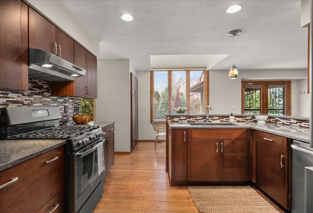 704 E High Dr, Spokane, WA 99203