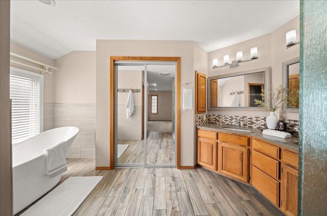 704 E High Dr, Spokane, WA 99203