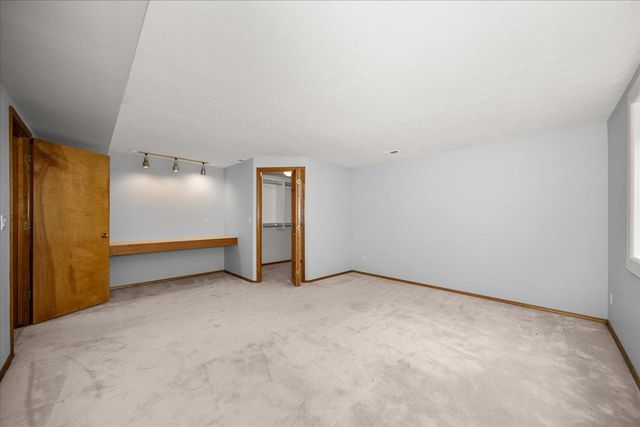 704 E High Dr, Spokane, WA 99203