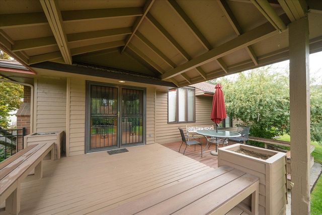 704 E High Dr, Spokane, WA 99203