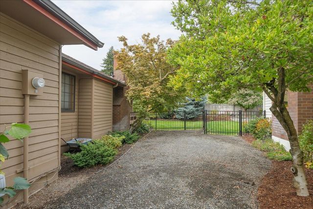 704 E High Dr, Spokane, WA 99203