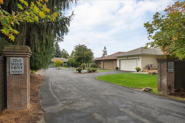 704 E High Dr, Spokane, WA 99203