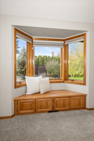 704 E High Dr, Spokane, WA 99203