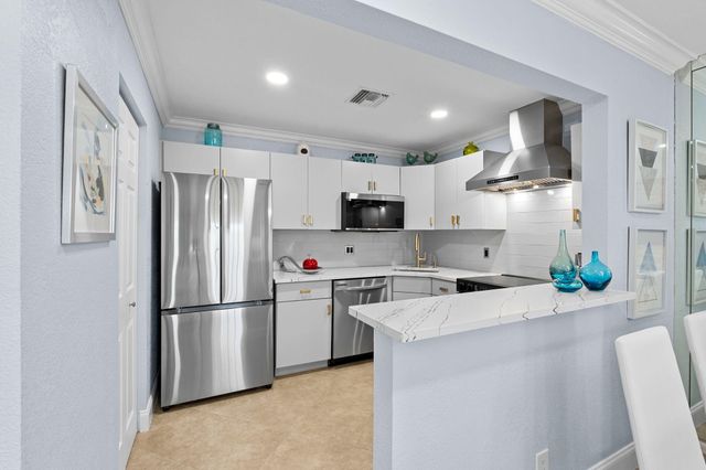 506 Shady Pine Way A2, Greenacres, FL 33415