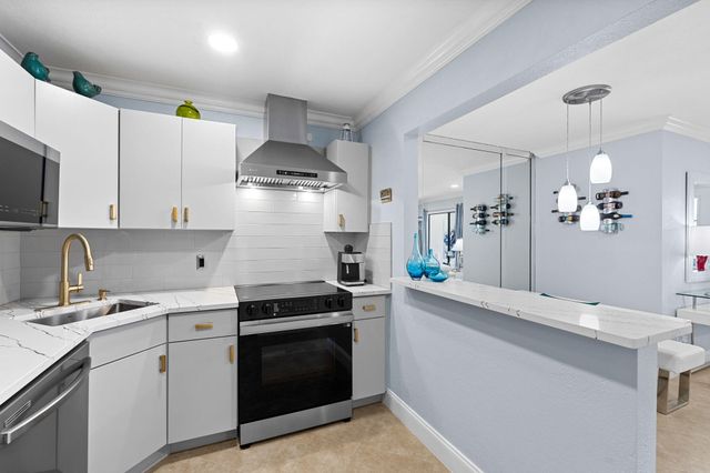 506 Shady Pine Way A2, Greenacres, FL 33415