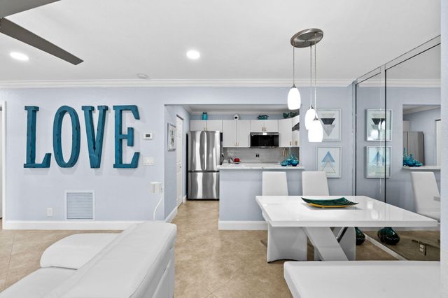 506 Shady Pine Way A2, Greenacres, FL 33415