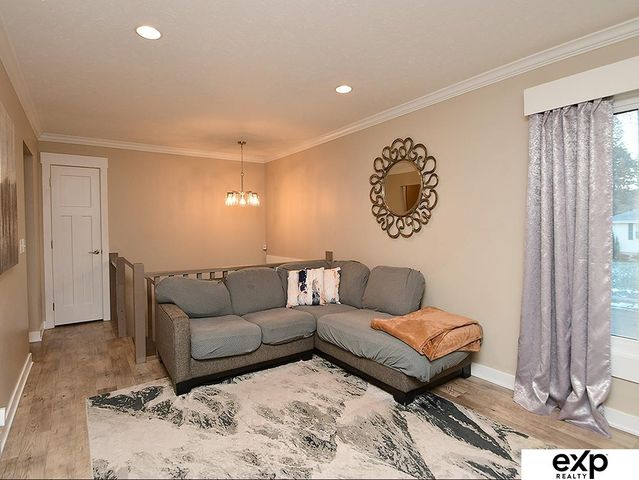 7522 Washington Street, Ralston, NE 68127