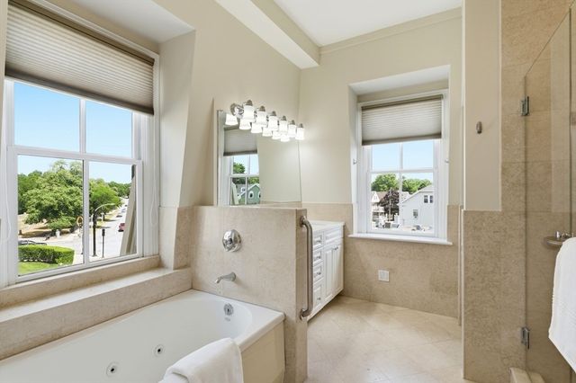 130 Mount Auburn St 130, Watertown, MA 02472