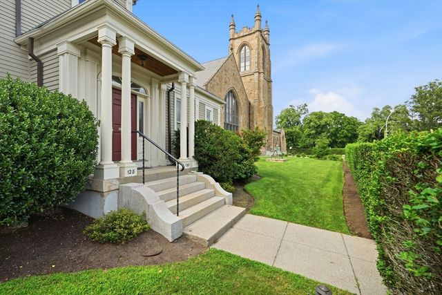 130 Mount Auburn St 130, Watertown, MA 02472