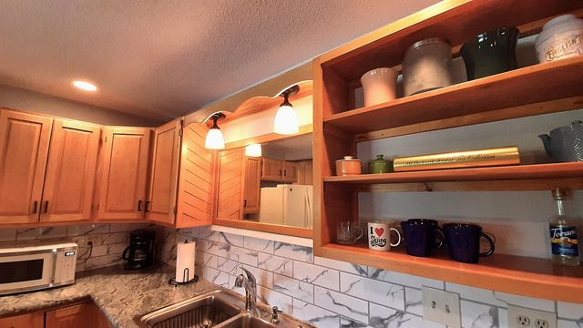 929 Packer Road, Mount Holly, VT 05758