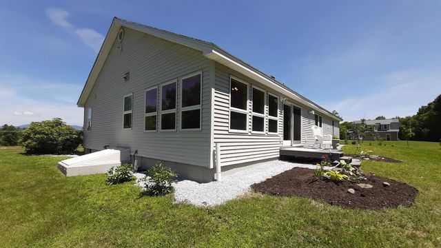 929 Packer Road, Mount Holly, VT 05758