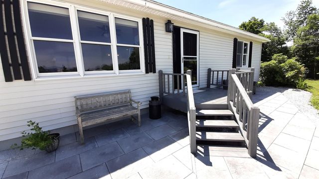 929 Packer Road, Mount Holly, VT 05758