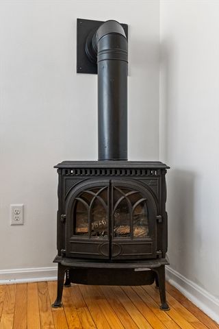 72 W Tupelo Dr, Harwich, MA 02645