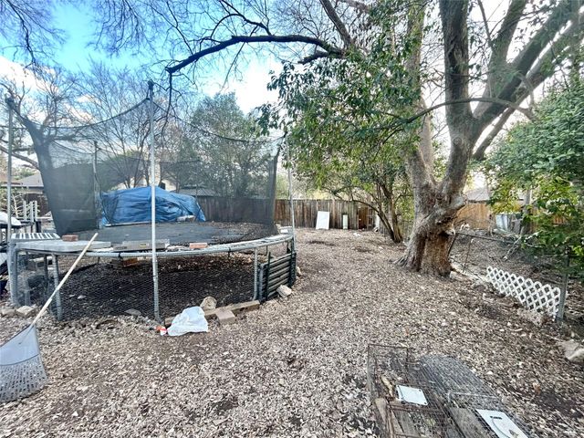 5410 Peppertree PKWY, Austin, TX 78744