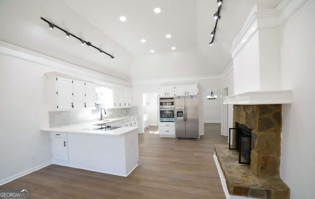 1190 Saint Ives Court, Suwanee, GA 30024