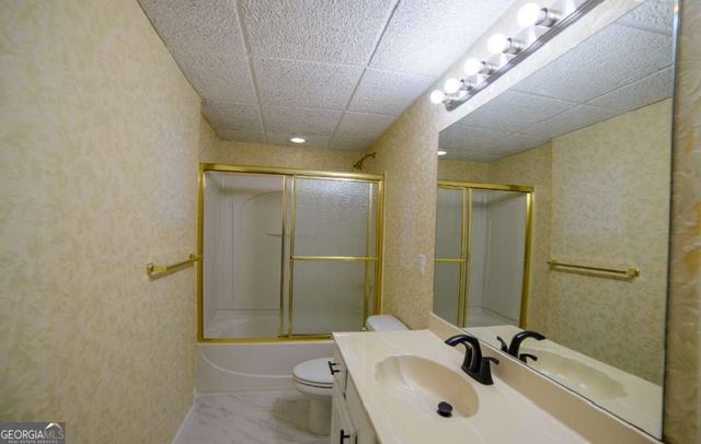 1190 Saint Ives Court, Suwanee, GA 30024