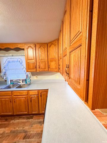 3035 N 1200 E Road, Plymouth, IN 46563