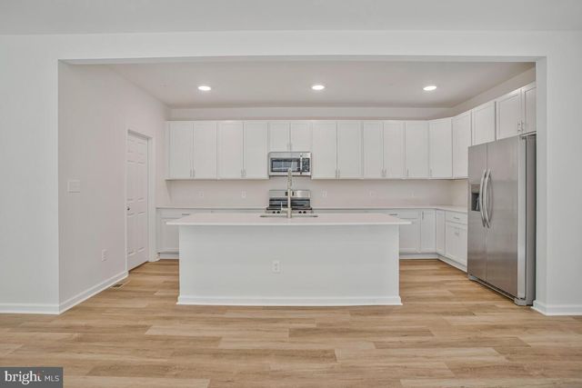 1237 SPRUCE AVE, Shady Side, MD 20764