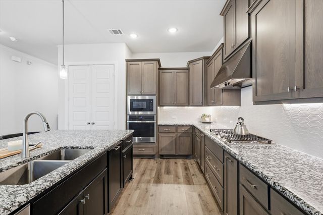 4817 Beaver Creek Drive, Arlington, TX 76005