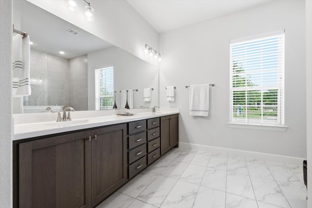 4817 Beaver Creek Drive, Arlington, TX 76005