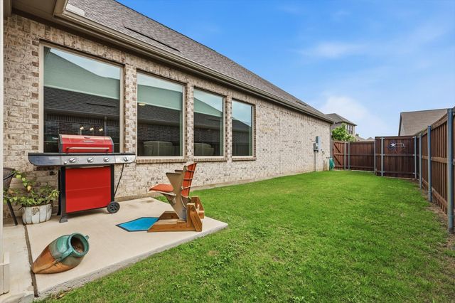 4817 Beaver Creek Drive, Arlington, TX 76005
