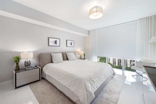 300 Sunny Isles Blvd 4-1501, Sunny Isles Beach, FL 33160