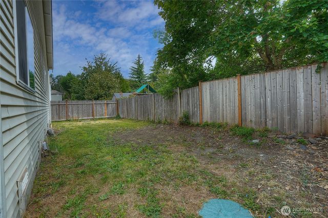 17821 36th Avenue E, Tacoma, WA 98446
