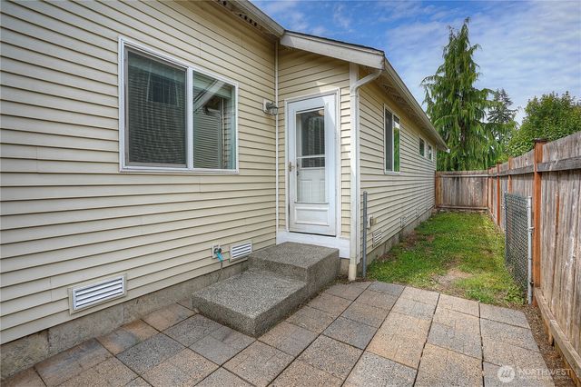 17821 36th Avenue E, Tacoma, WA 98446