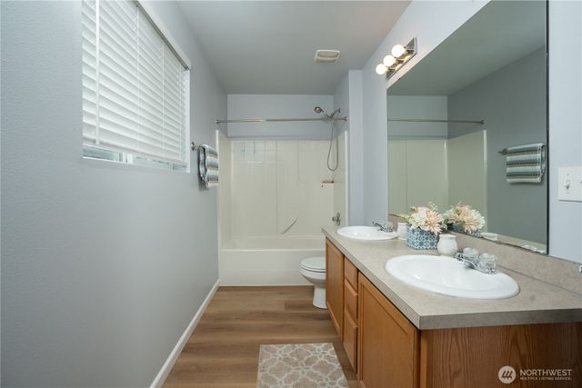 17821 36th Avenue E, Tacoma, WA 98446