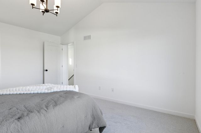 5020 Airlake Draw, Woodbury, MN 55129