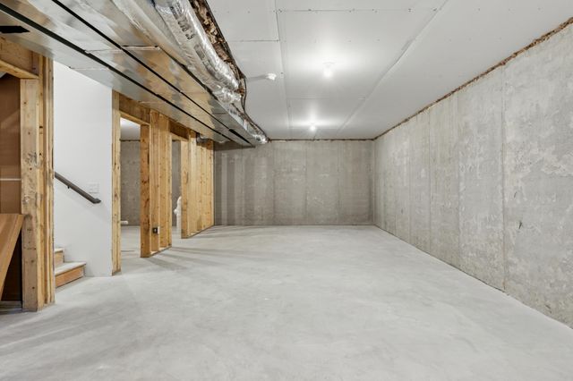 5020 Airlake Draw, Woodbury, MN 55129