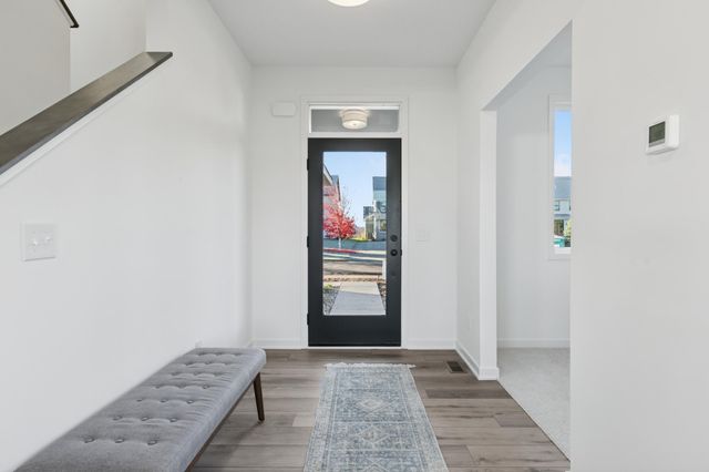 5020 Airlake Draw, Woodbury, MN 55129