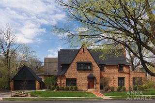 245 Briarwood Avenue Se, East Grand Rapids, MI 49506