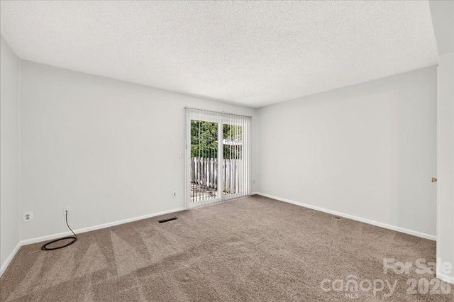614 Lex Drive, Charlotte, NC 28262