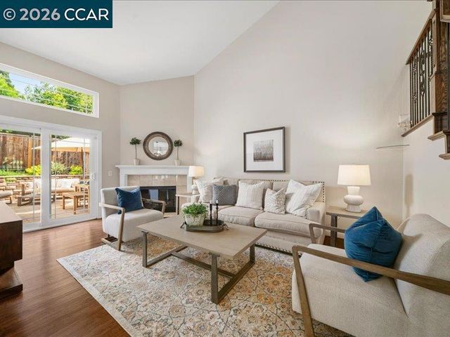 300 Bridgeside Circle, Danville, CA 94506