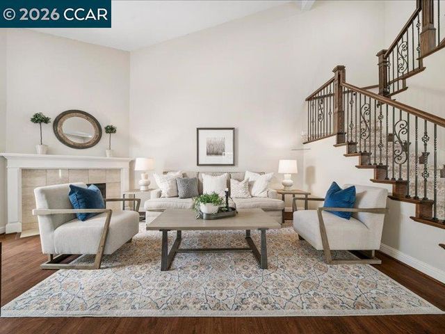 300 Bridgeside Circle, Danville, CA 94506