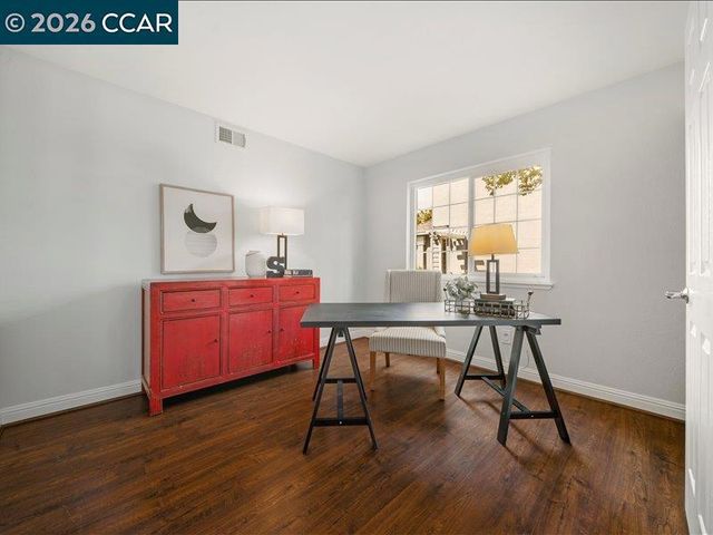 300 Bridgeside Circle, Danville, CA 94506