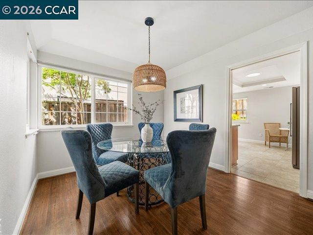 300 Bridgeside Circle, Danville, CA 94506