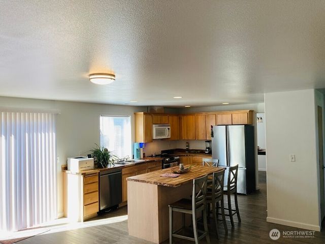 2020 Perch Avenue, Moses Lake, WA 98837