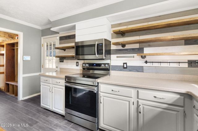 7666 Wilkins Drive, Fayetteville, NC 28311