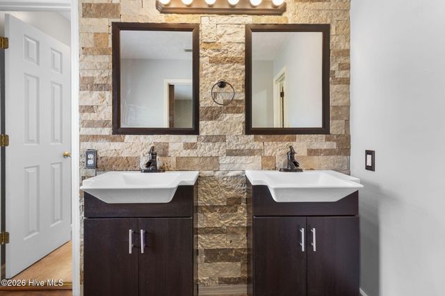 7666 Wilkins Drive, Fayetteville, NC 28311