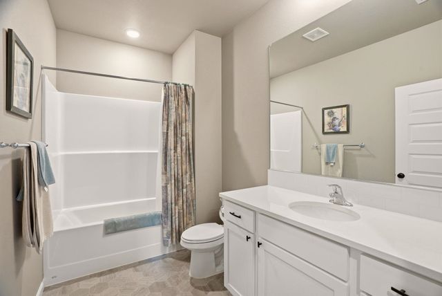 7121 S HEVER St, Cheney, WA 99004