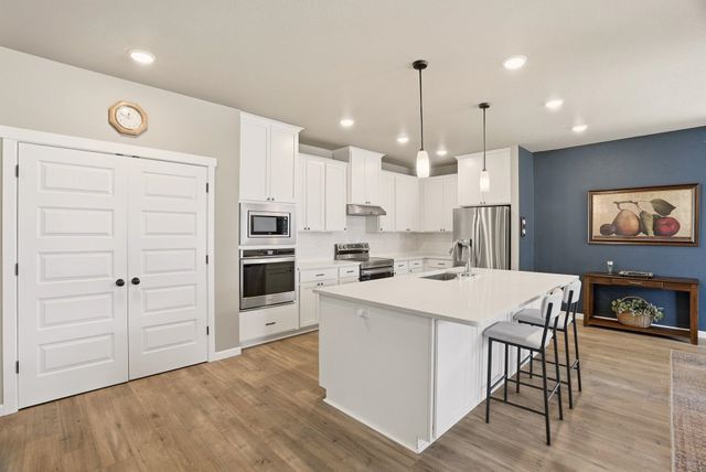 7121 S HEVER St, Cheney, WA 99004