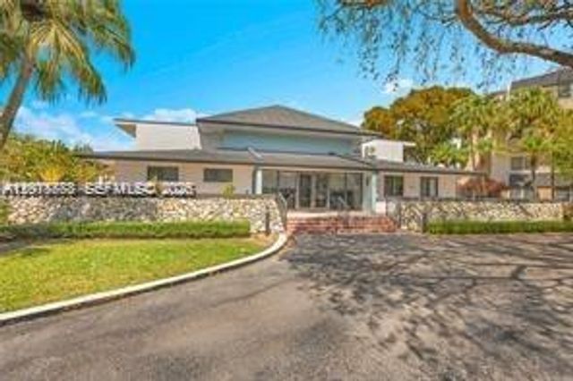 7775 SW 86th Street F1105, Miami, FL 33143
