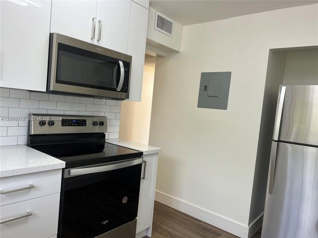 7775 SW 86th Street F1105, Miami, FL 33143