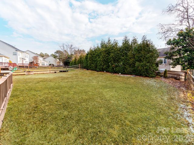 15893 Wayland Drive, Charlotte, NC 28277